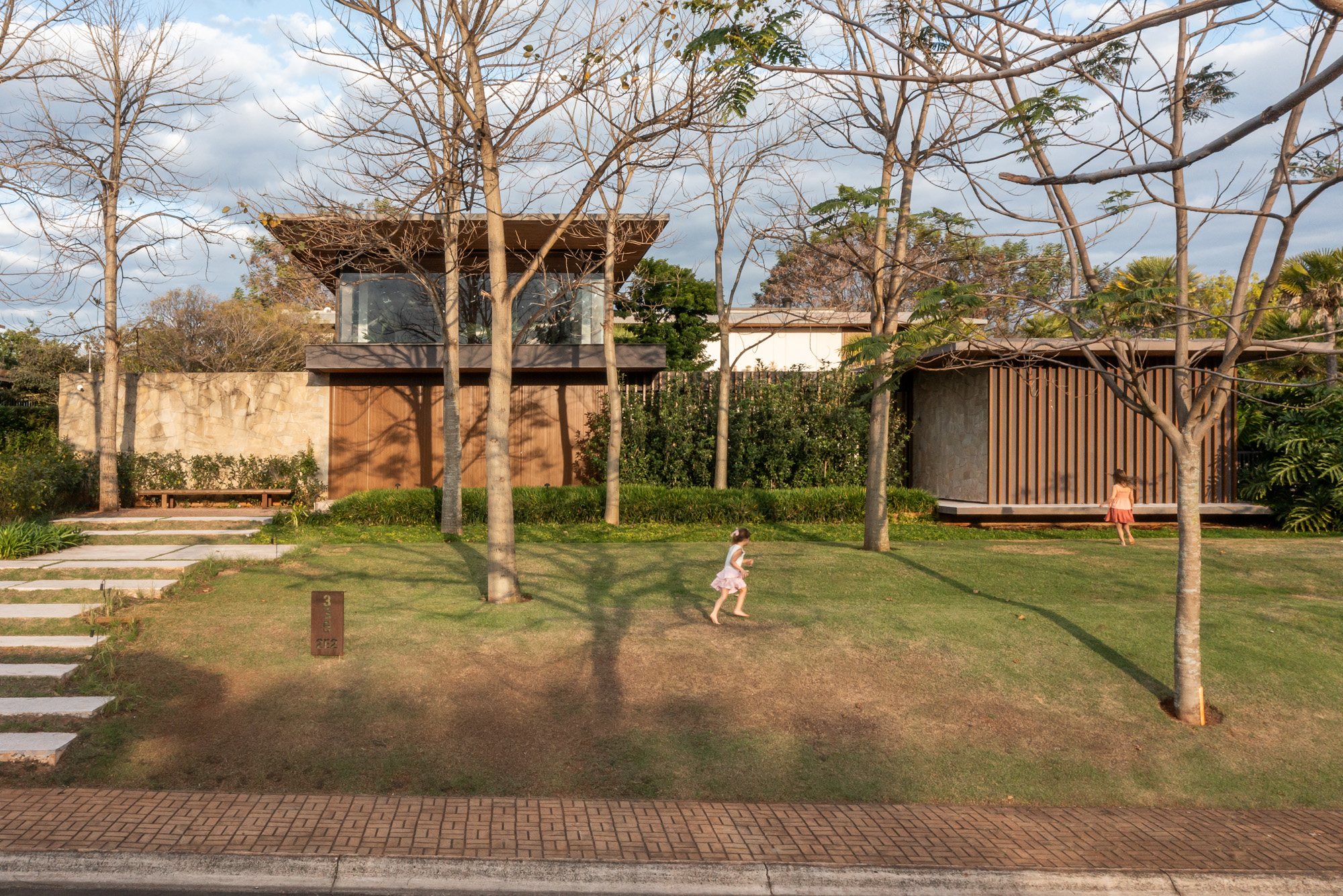 SL House